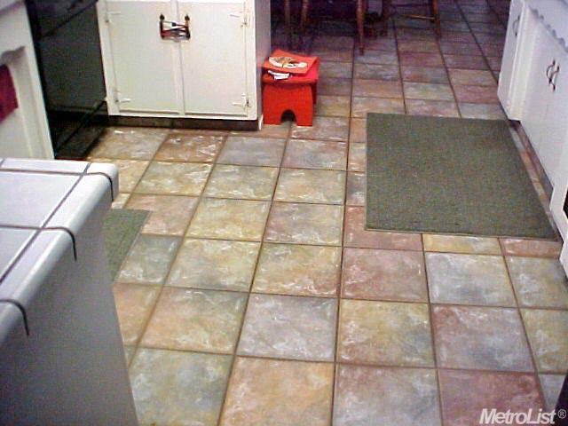 4612 Jan Dr, Carmichael, CA 95608 photo 4