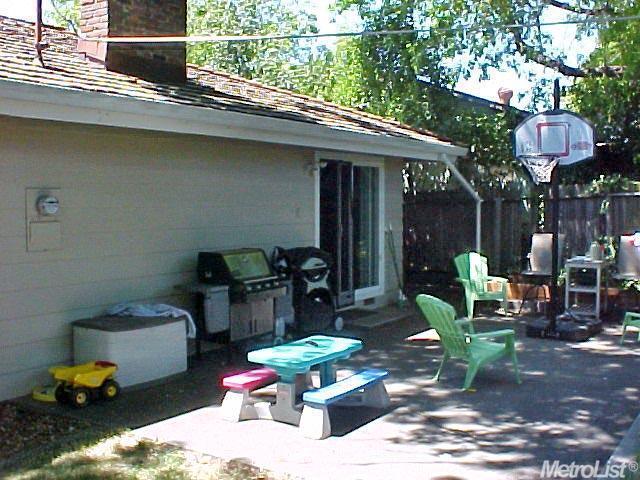 4612 Jan Dr, Carmichael, CA 95608 photo 12
