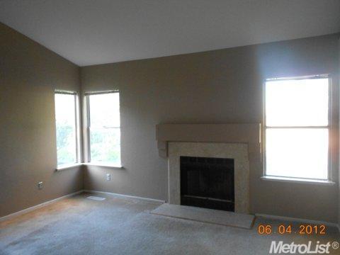 220 Camelot Dr, Tracy, CA 95376 photo 9