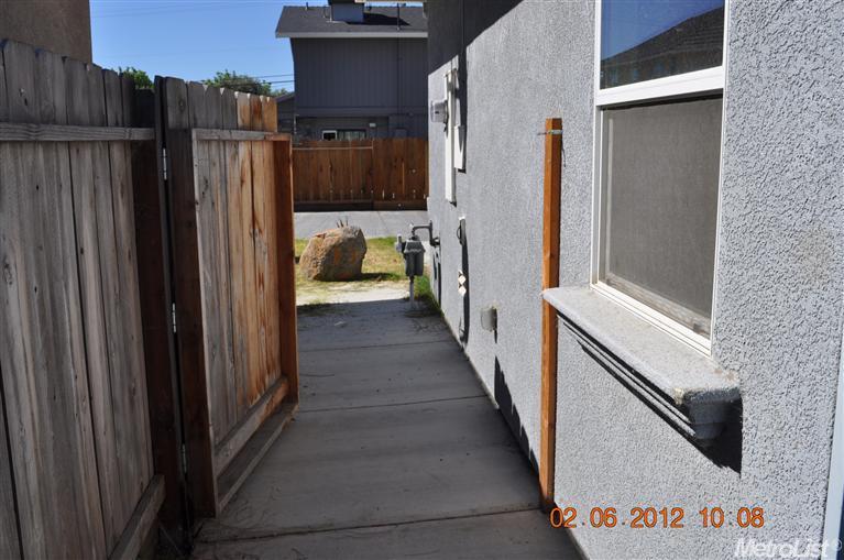 853 Thomsen Rd, Lathrop, CA 95330 photo 12