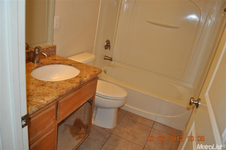 853 Thomsen Rd, Lathrop, CA 95330 photo 6