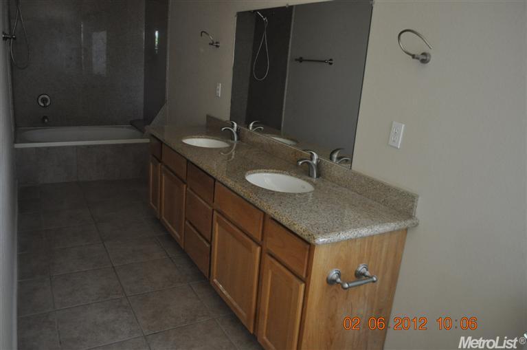 853 Thomsen Rd, Lathrop, CA 95330 photo 10