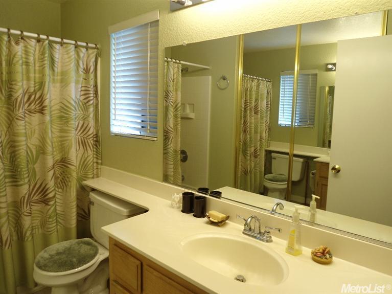 3540 Eagle Crest Cir, Antelope, CA 95843 photo 11