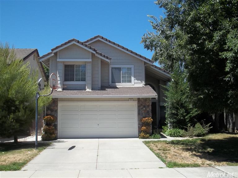 813 Larned Ln, Modesto, CA 95357 photo 1