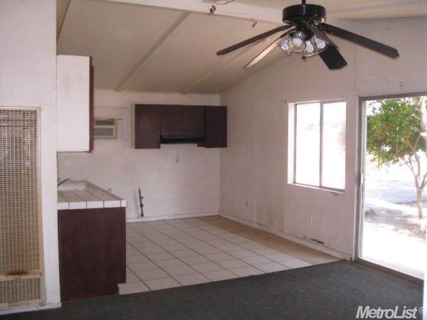 203 Shilling Ave, Lathrop, CA 95330 photo 6