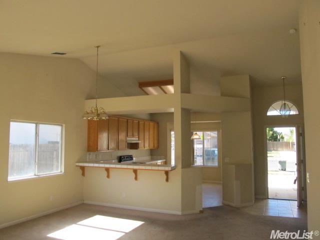 995 Hackett Rd, Ceres, CA 95307 photo 3