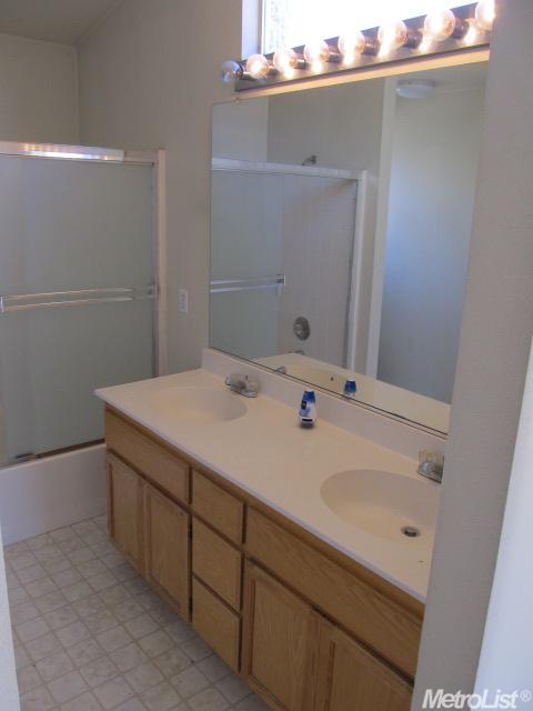 995 Hackett Rd, Ceres, CA 95307 photo 9