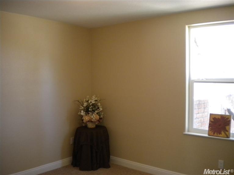 3370 63rd St, Sacramento, CA 95820 photo 6