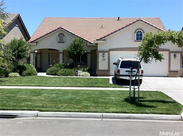 4500 N Berkeley Ave, Turlock, CA 95382 photo 1