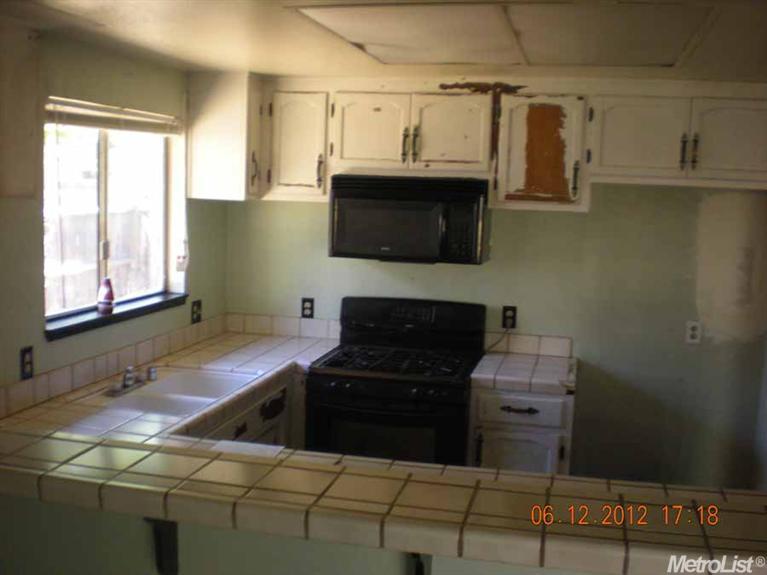 1612 Radcliffe Ave, Modesto, CA 95358 photo 4