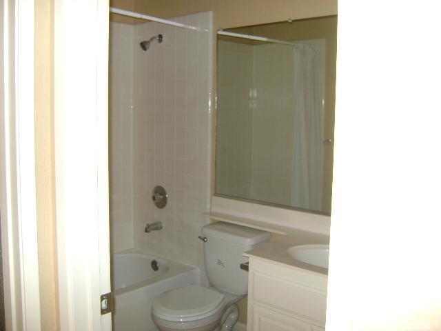 239 Lapwing Ln, Galt, CA 95632 photo 9
