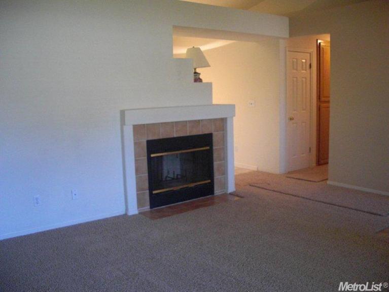 4735 Stuart St, Rocklin, CA 95765 photo 3