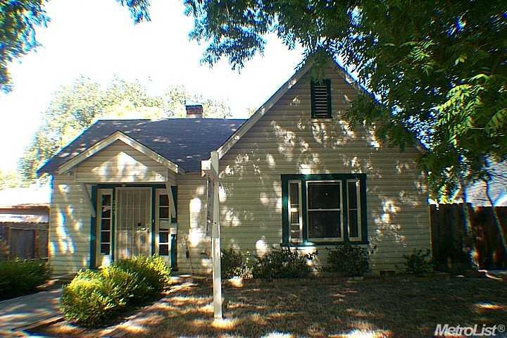 225 Semple St, Modesto, CA 95354 photo 1