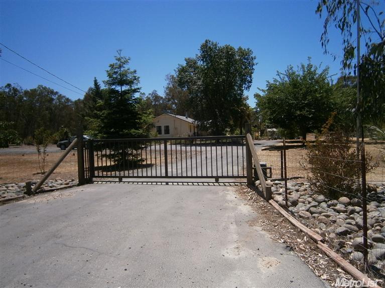 13410 Bennett Rd, Herald, CA 95638 photo 1