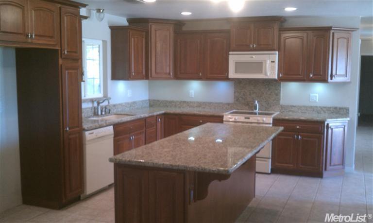 3043 Franklin Rd, Merced, CA 95348 photo 3