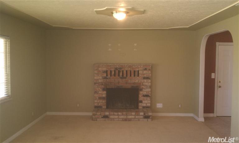 3043 Franklin Rd, Merced, CA 95348 photo 2