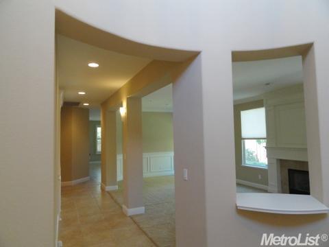 16959 Bellchase Rd, Lathrop, CA 95330 photo 2
