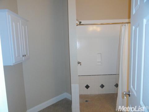 16959 Bellchase Rd, Lathrop, CA 95330 photo 8