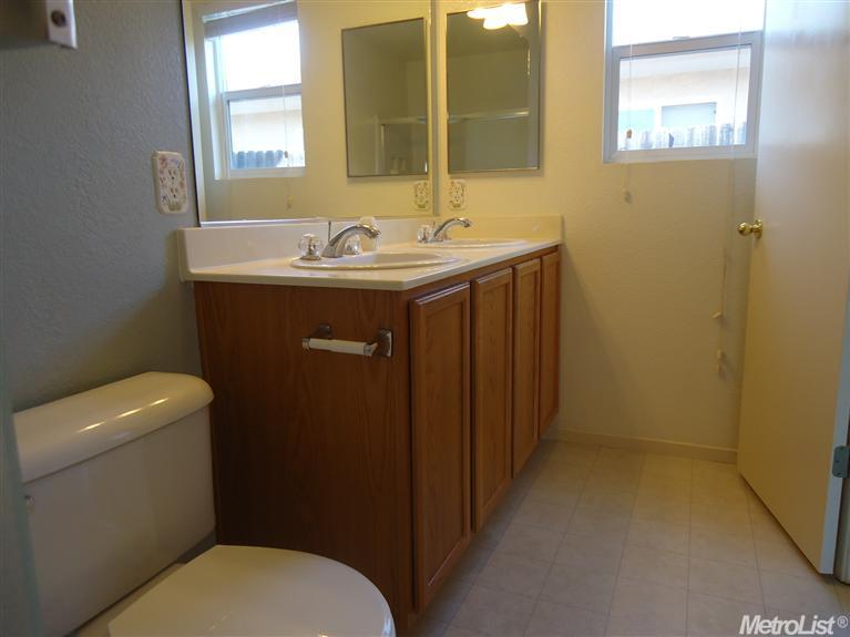 4582 Excelsior Rd, Mather, CA 95655 photo 6
