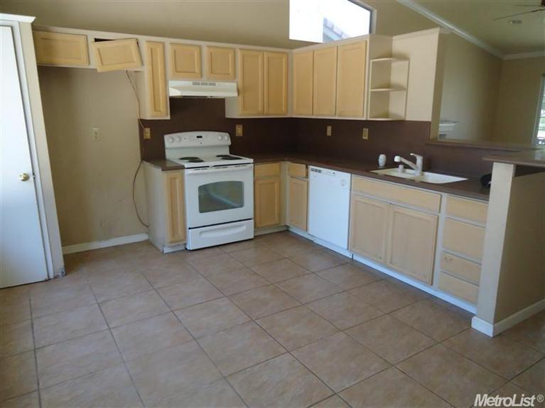 3620 Mechalys Way, Modesto, CA 95357 photo 9