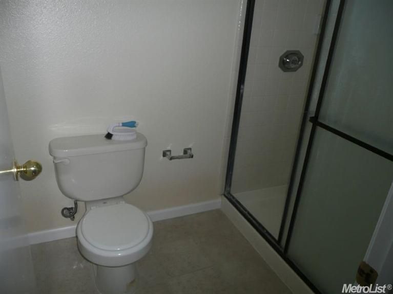 546 Sultana Ct, Ripon, CA 95366 photo 8