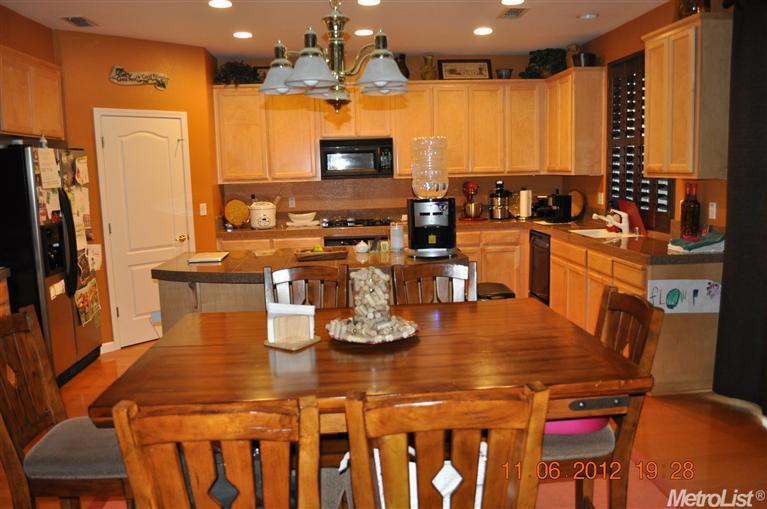 2174 Diego Ct, Tracy, CA 95377 photo 3