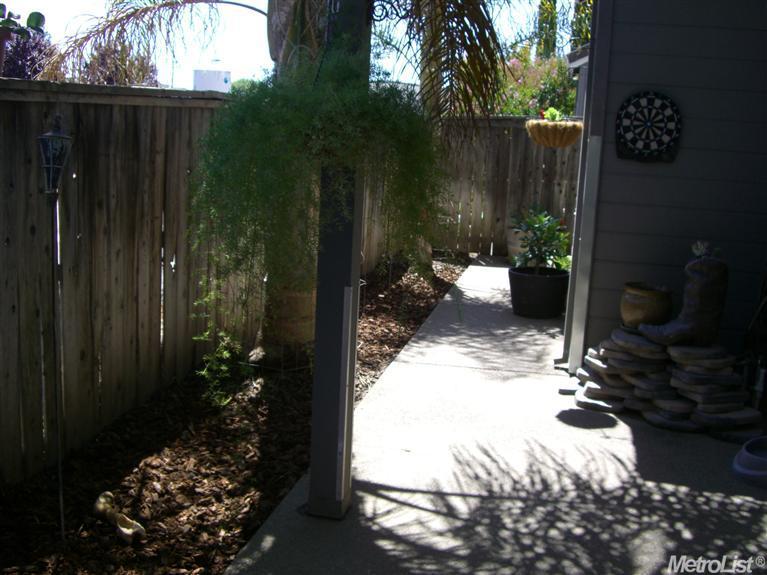 2424 Cochran Rd #8, Lodi, CA 95242 photo 2