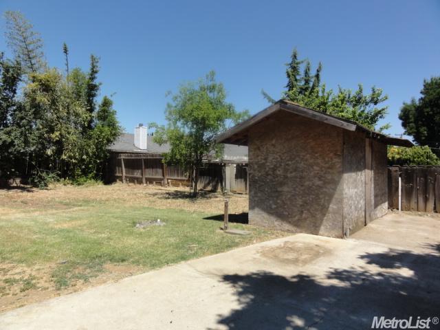 1899 Lopes Ave, Merced, CA 95341 photo 16