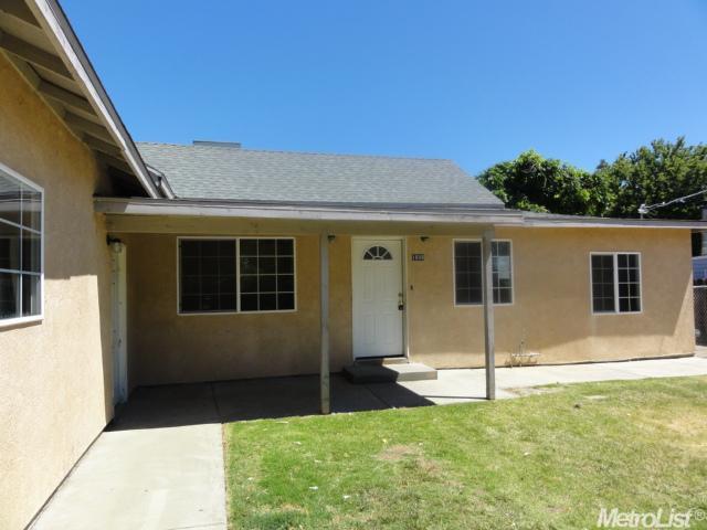 1899 Lopes Ave, Merced, CA 95341 photo 2