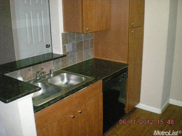 8434 Walerga Rd #126, Antelope, CA 95843 photo 5