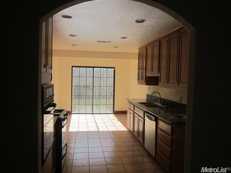 6100 Coyle Ave, Carmichael, CA 95608 photo 6