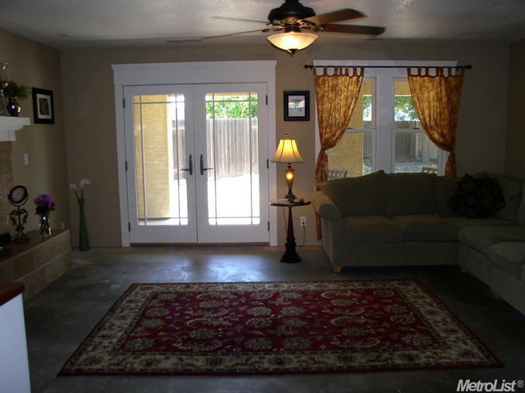 1920 Knollcrest Ln, Tracy, CA 95376 photo 4