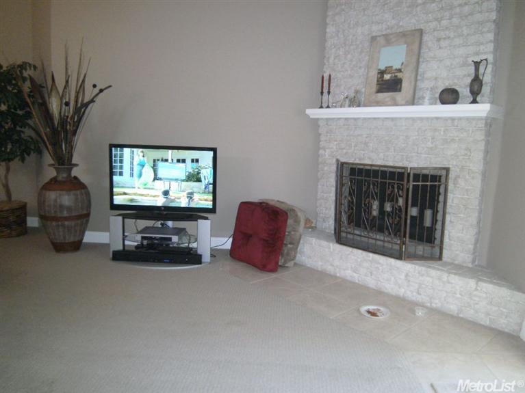 3916 Rollins Way, Antelope, CA 95843 photo 8
