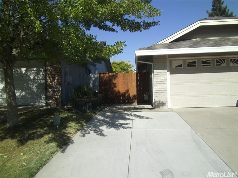 3916 Rollins Way, Antelope, CA 95843 photo 3