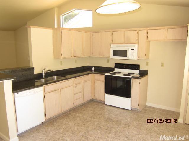 424 Melbourne Dr, Modesto, CA 95357 photo 5
