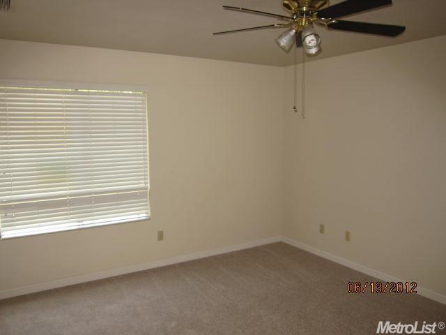 424 Melbourne Dr, Modesto, CA 95357 photo 6