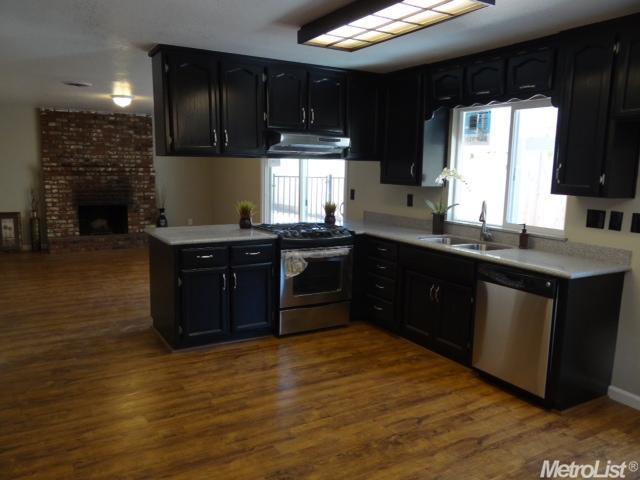 3200 Kathy Ave, Modesto, CA 95355 photo 4