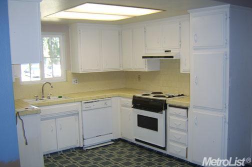 2120 Alpine Dr, Lodi, CA 95240 photo 3