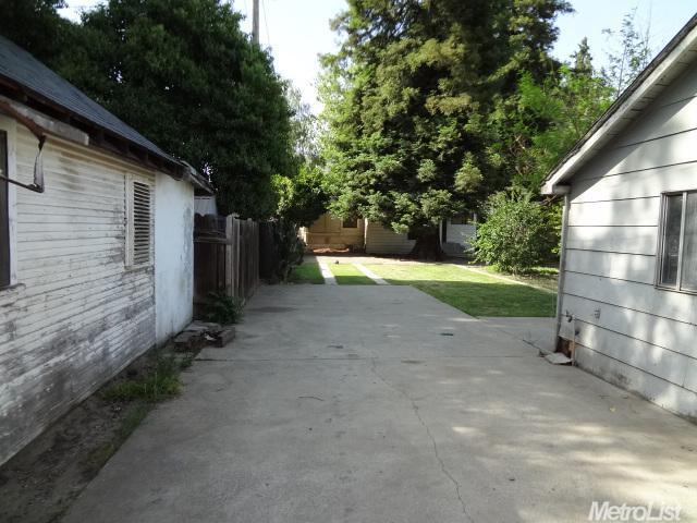 349 E Walnut St, Lodi, CA 95240 photo 17