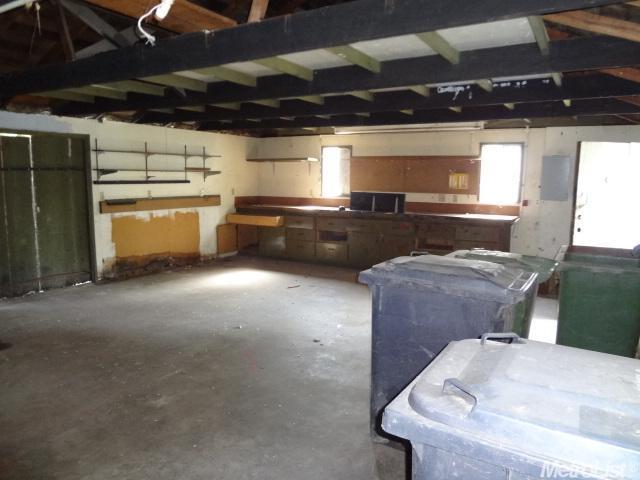 349 E Walnut St, Lodi, CA 95240 photo 19