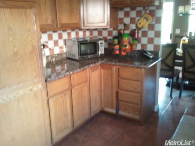 517 Westfield Pl, Patterson, CA 95363 photo 4
