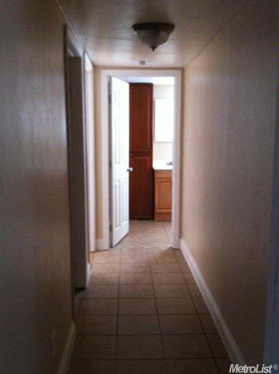 2137 Kenneth St, Modesto, CA 95351 photo 4