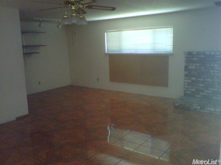 660 Ashland Ave, Turlock, CA 95382 photo 4
