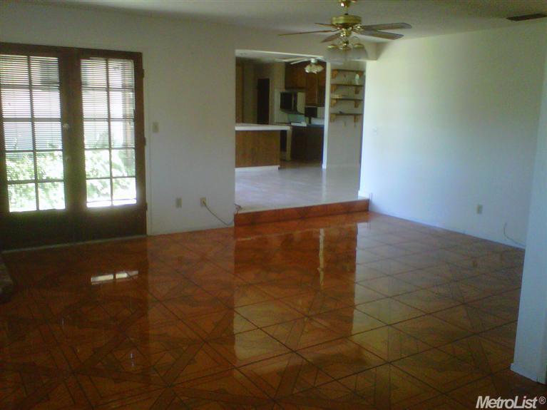 660 Ashland Ave, Turlock, CA 95382 photo 5