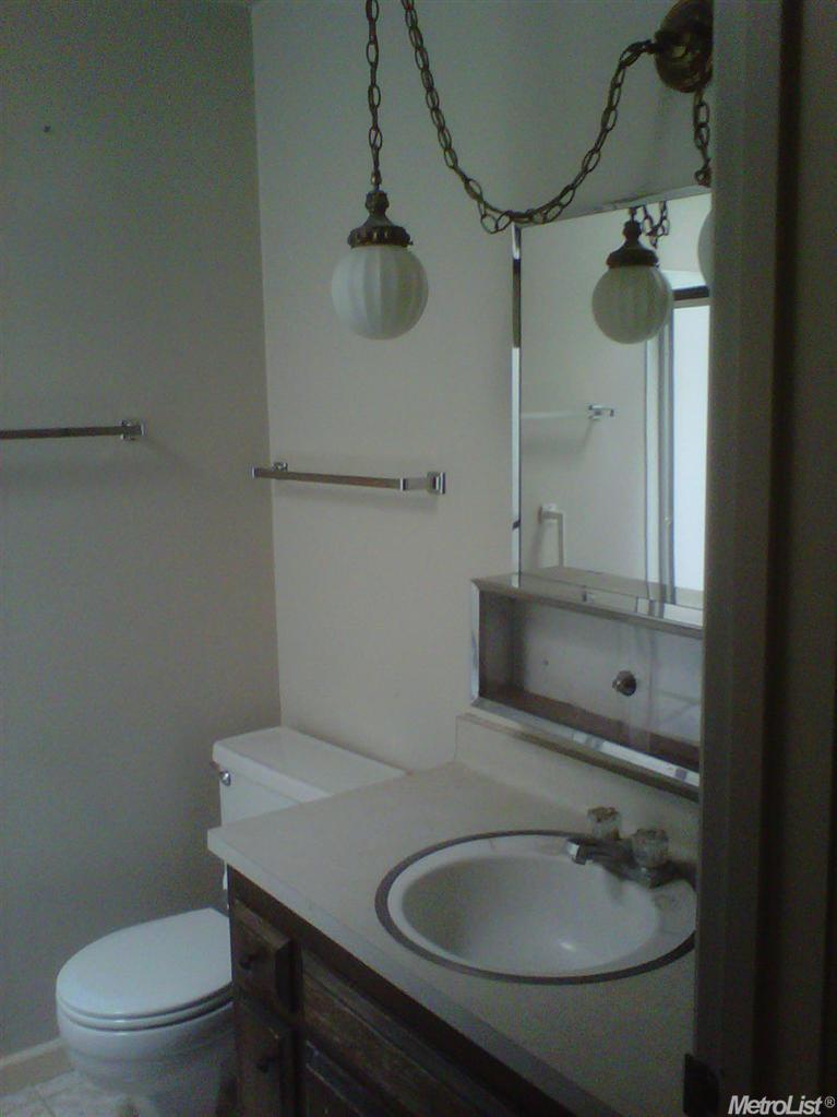 660 Ashland Ave, Turlock, CA 95382 photo 11