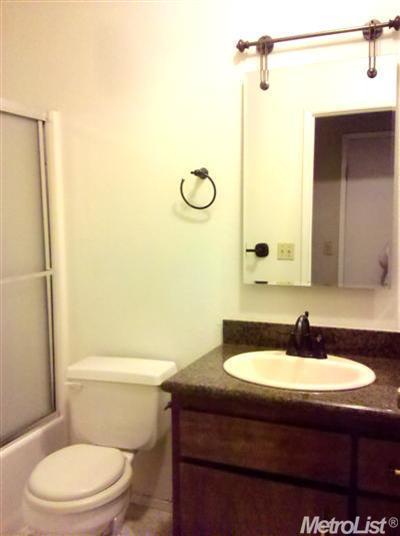 357 Camish Pl, Lathrop, CA 95330 photo 7