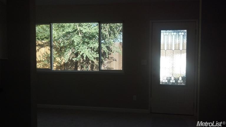 357 Camish Pl, Lathrop, CA 95330 photo 6