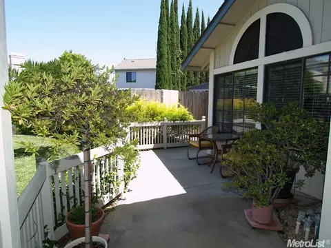 1018 Nancy Pl, Manteca, CA 95337 photo 3