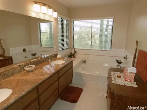 1018 Nancy Pl, Manteca, CA 95337 photo 14