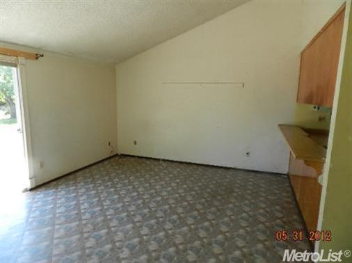 740 Wesley Dr, Modesto, CA 95351 photo 3